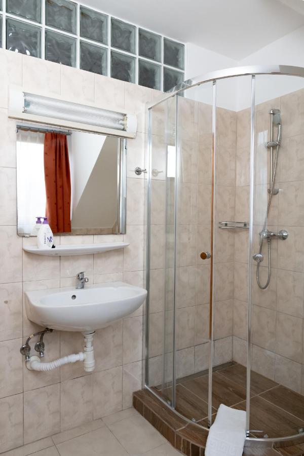 Liszt Apartman Pětikostelí Exteriér fotografie