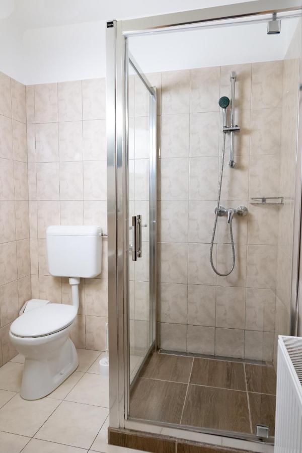 Liszt Apartman Pětikostelí Exteriér fotografie